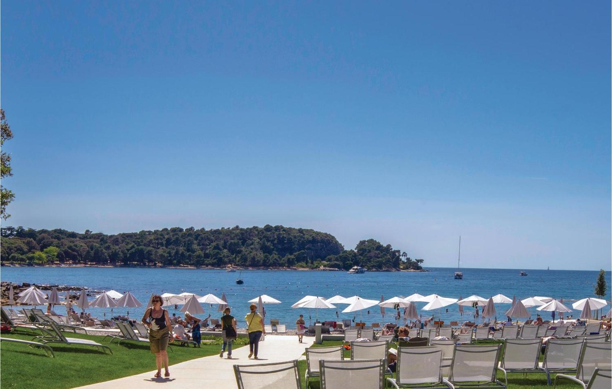 Stunning apartment in Rovinj with 2 Bedrooms&WiFi Buitenkant foto